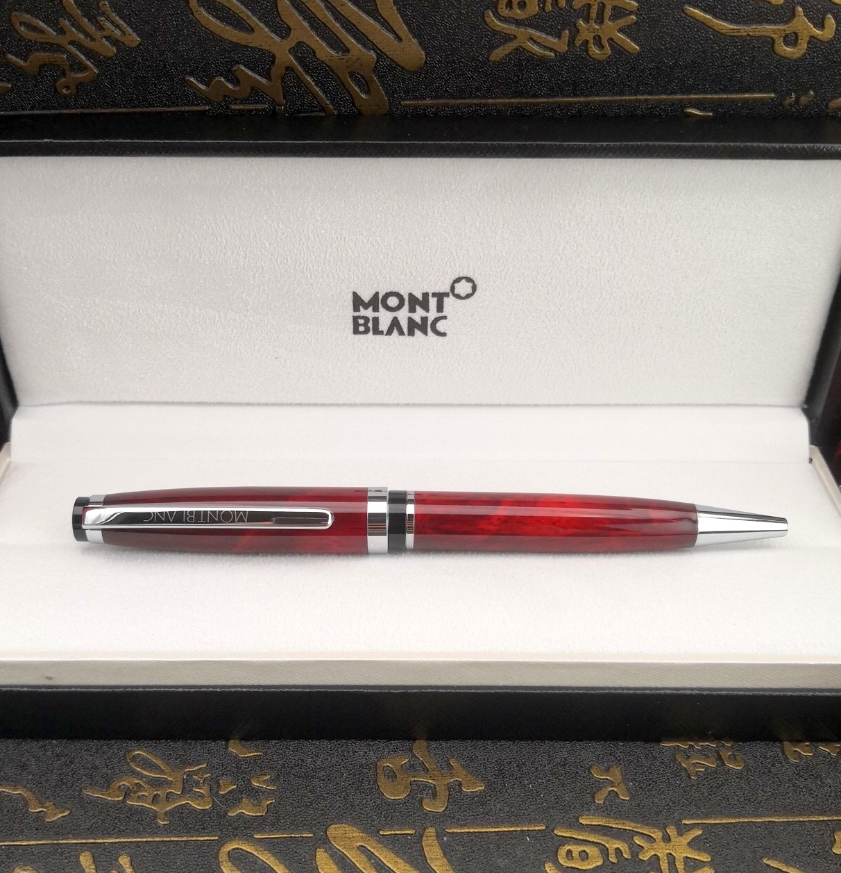 Best Replica Mont Blanc Writers Edition Rose Red Ballpoint w/ Monte Blanc refill